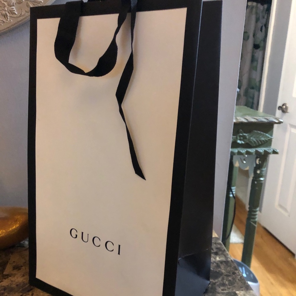 Gucci shopping bag for shoes